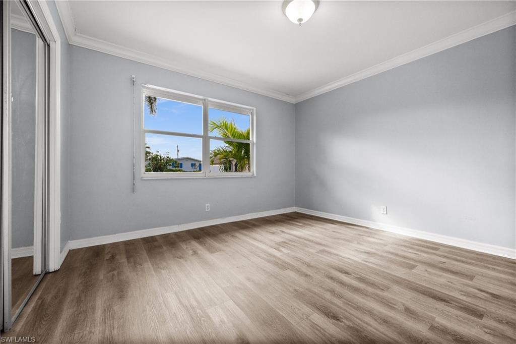 NAPLES PARK - Residential Income