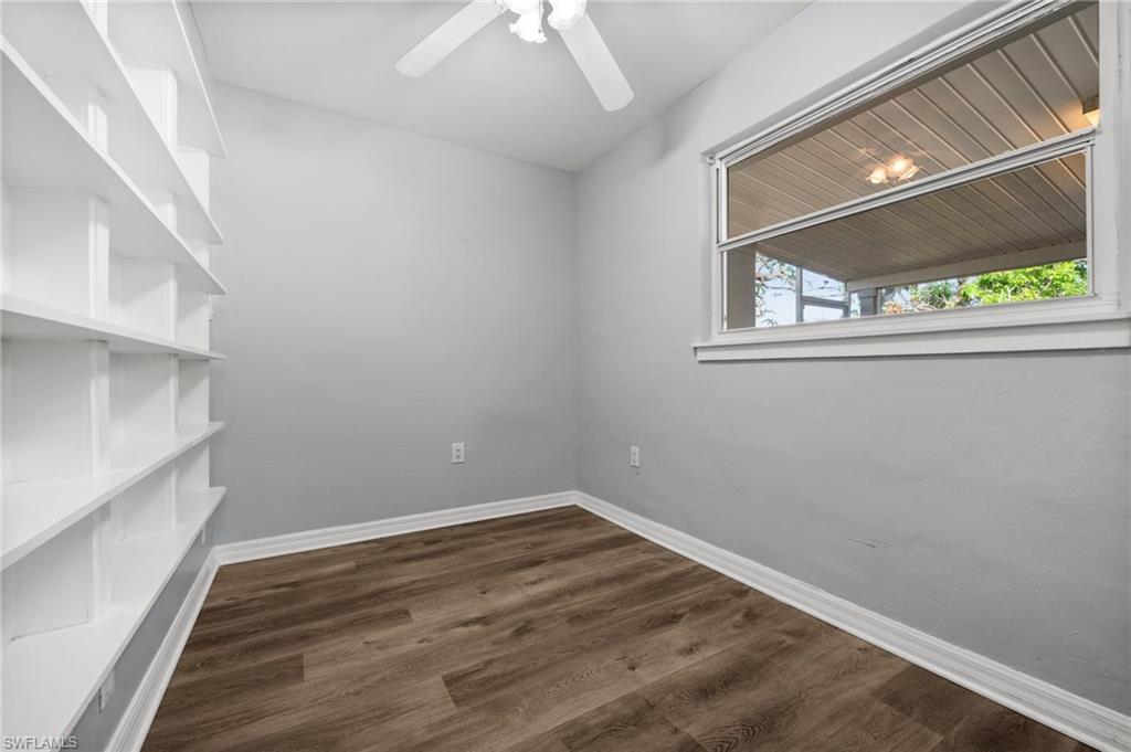 NAPLES PARK - Residential Income