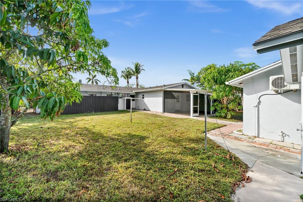 NAPLES PARK - Residential Income