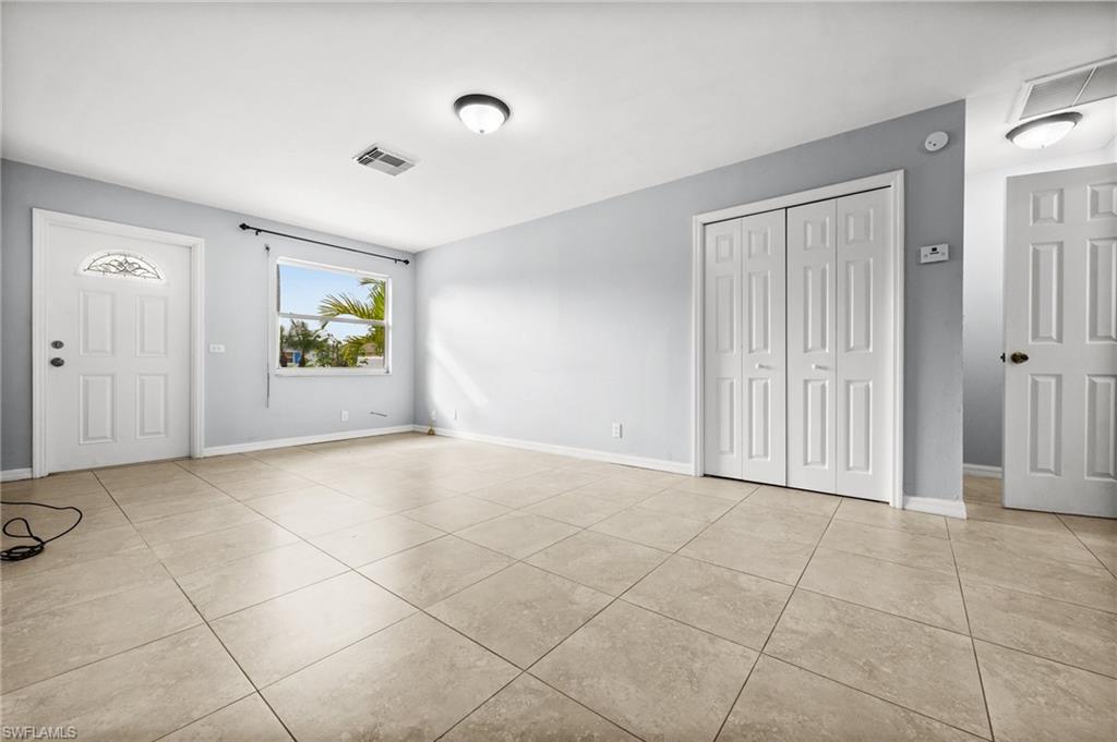 NAPLES PARK - Residential Income