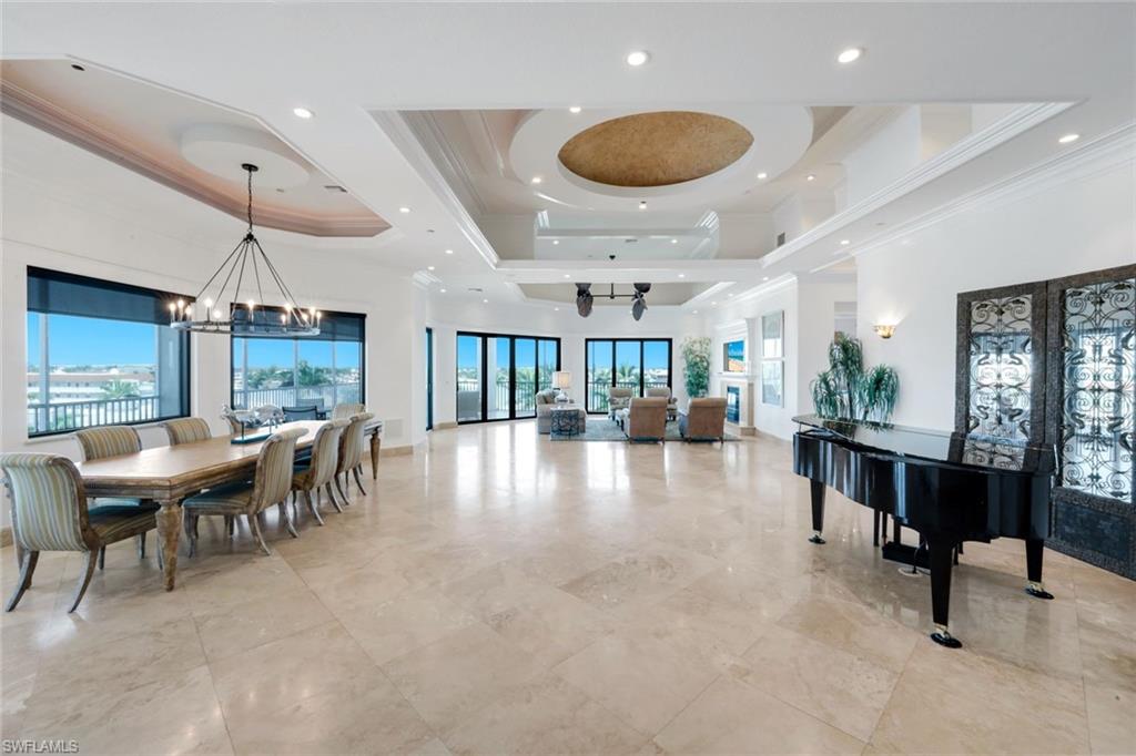 MARCO CAT PENTHOUSE - Residential