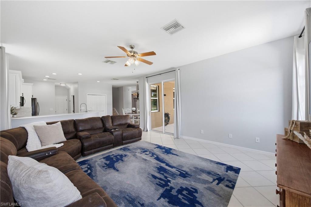 STONEYBROOK - Residential
