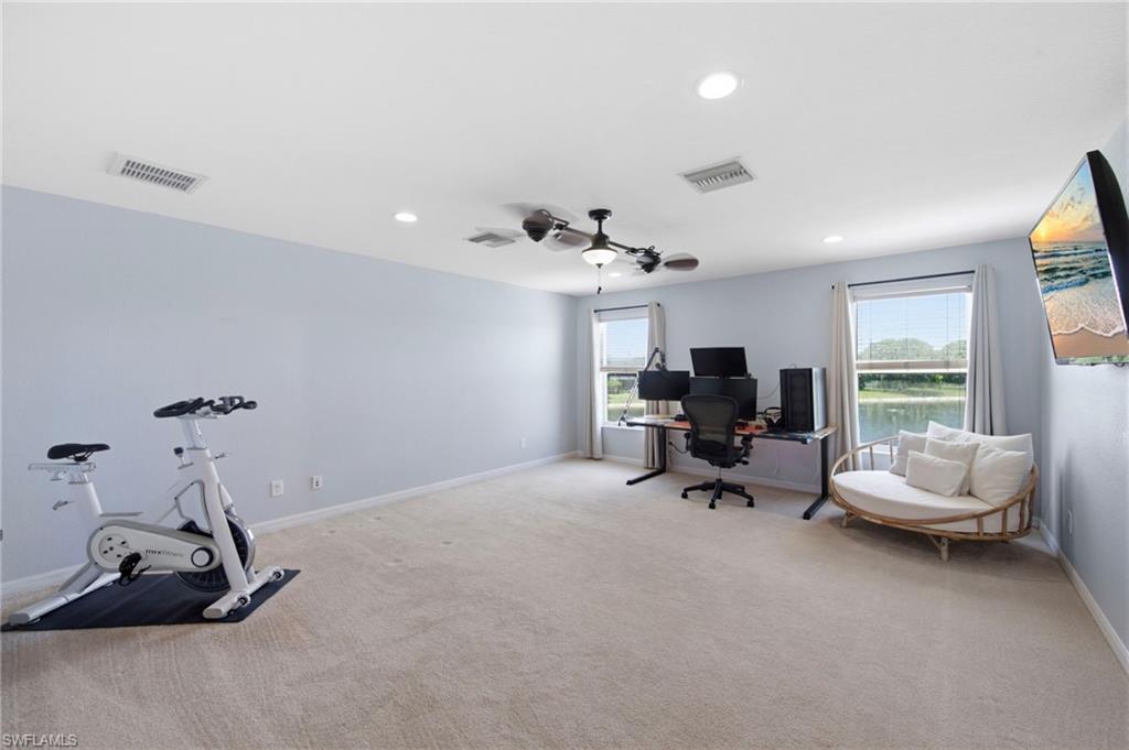 STONEYBROOK - Residential