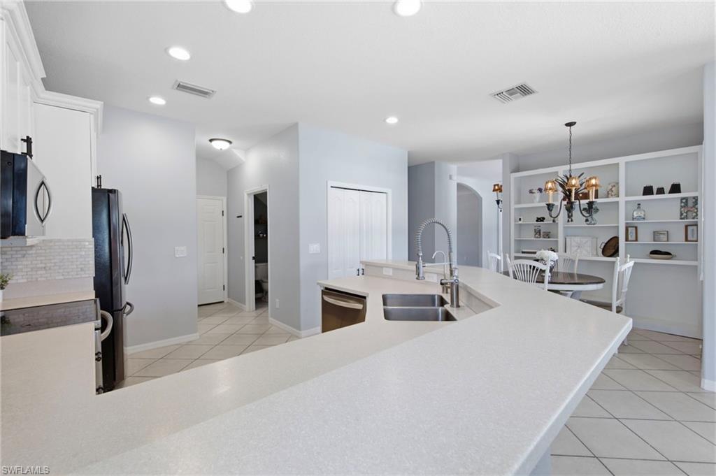 STONEYBROOK - Residential