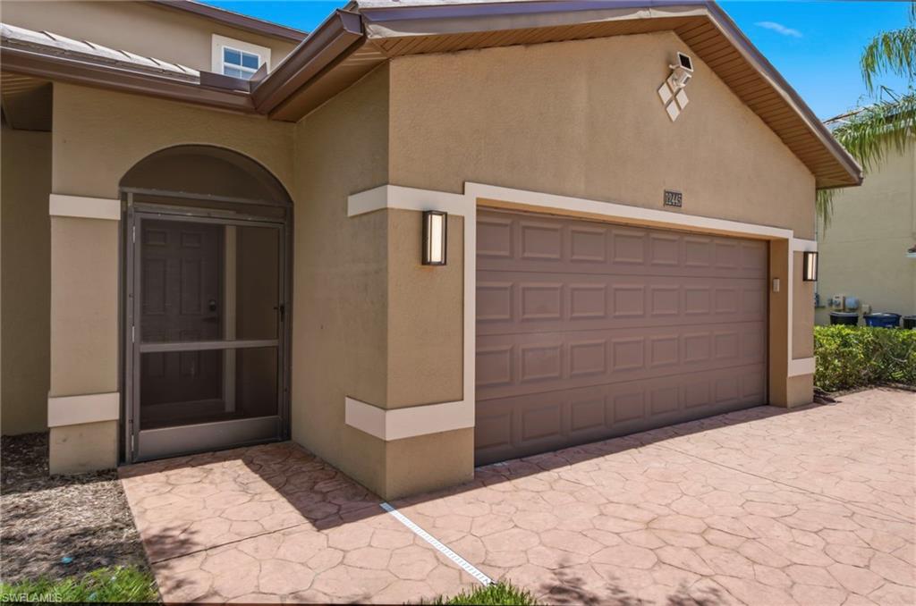 STONEYBROOK - Residential