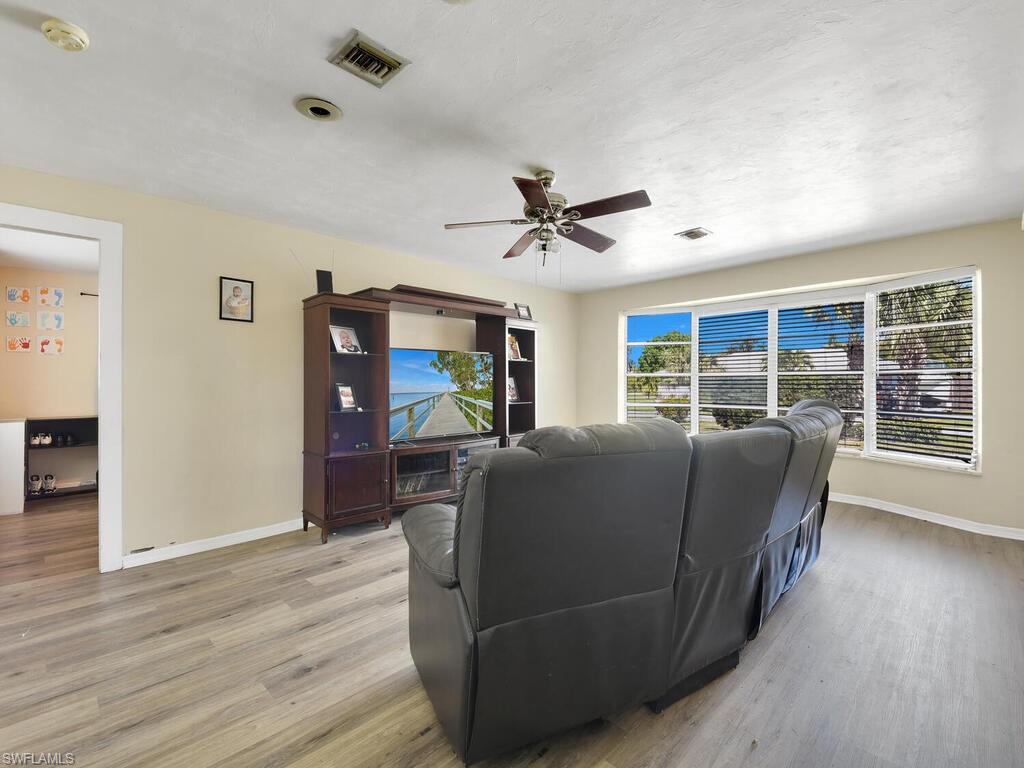 MCGREGOR ISLES - Residential