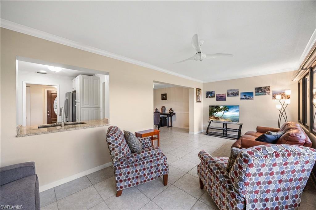 LAKEWOOD VILLAS - Residential Lease
