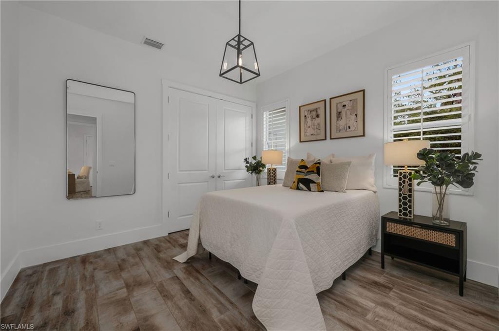 LOGAN WOODS - Residential
