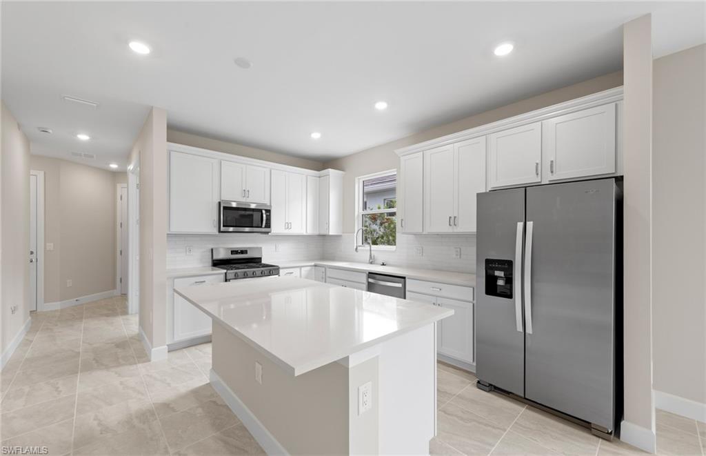 DEL WEBB OAK CREEK - Residential