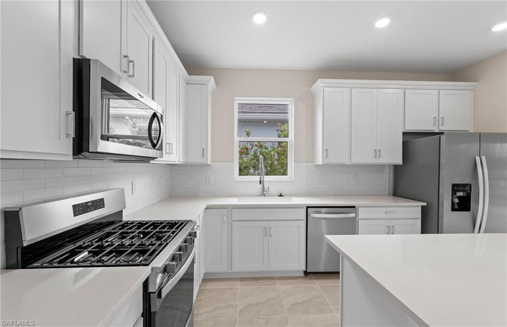 DEL WEBB OAK CREEK - Residential