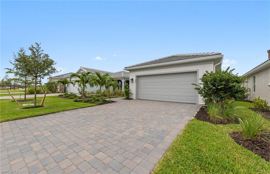 DEL WEBB OAK CREEK - Residential