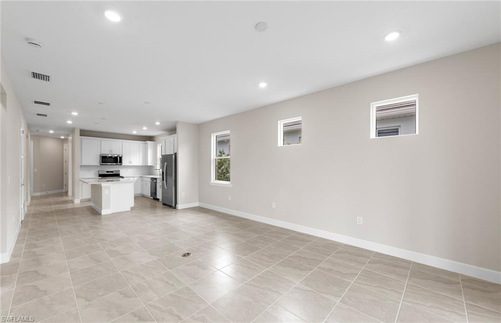 DEL WEBB OAK CREEK - Residential