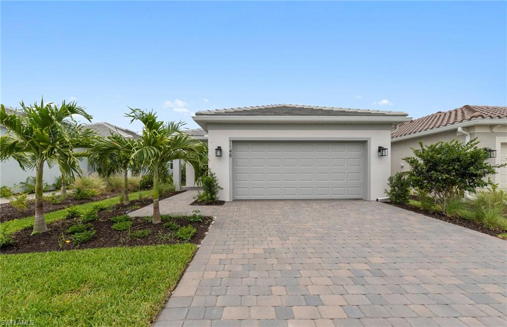 DEL WEBB OAK CREEK - Residential