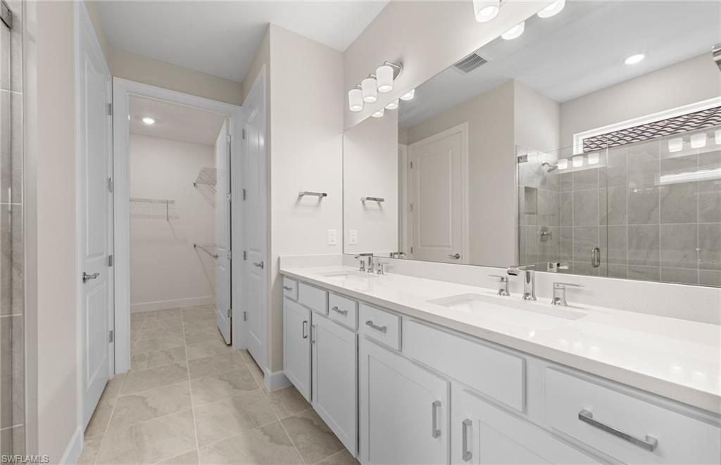 DEL WEBB OAK CREEK - Residential