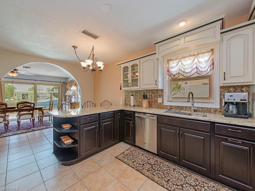ISLES OF CAPRI - Residential