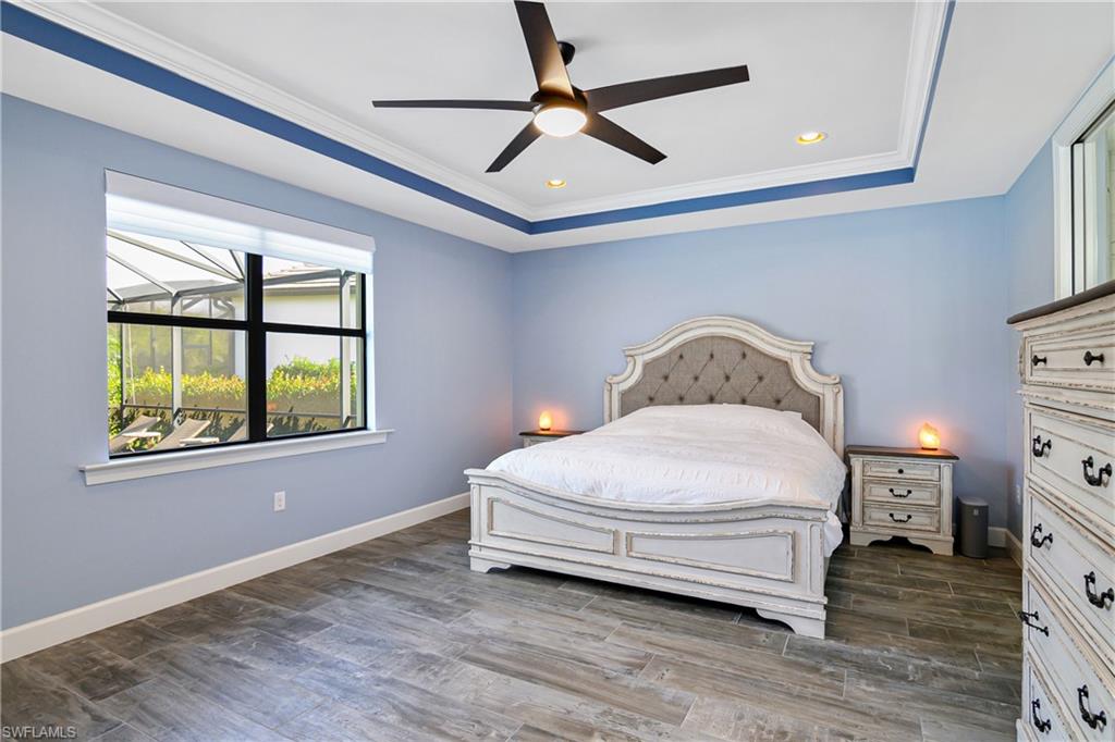 CORKSCREW SHORES - Residential