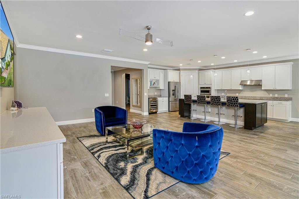 CORKSCREW SHORES - Residential