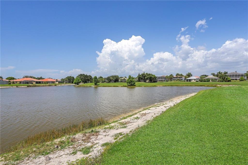 COLONIAL LINKS - Residential