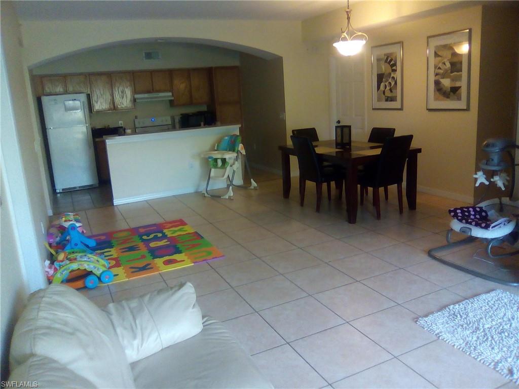 Very nice 3 bedroom,2 bathrooms,end unit comes with 2 parking spots and 1 is a carport ! This spacious condo has tile and the living areas and carpet in the bedrooms. The sunny southern exposure provides lots of light and a nice landscaped area in front of the lanai. Situated in the northeast corner of the complex for more privacy.
Also, current lease of $1,550.00 Lease expires April 30, 2020. Good opportunity for income property investor as well. Hurry!
