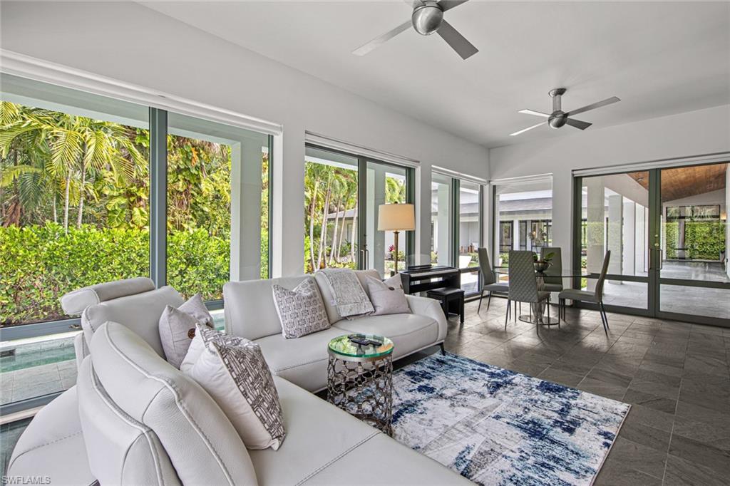 QUAIL WEST - Residential