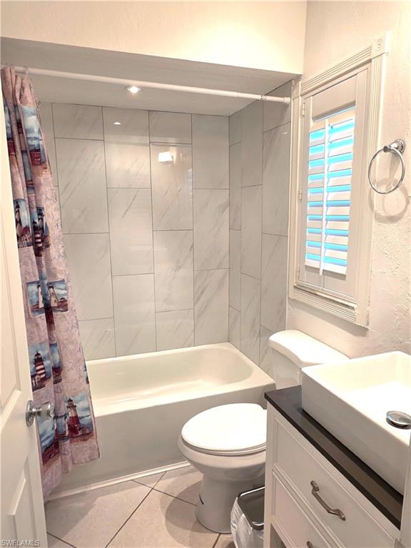 COURTYARDS OF CAPE CORAL SOUTH - Residential