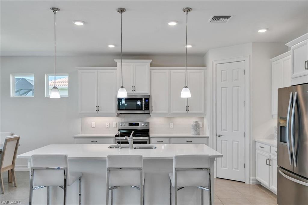 ROYAL PALM GOLF ESTATES - Residential