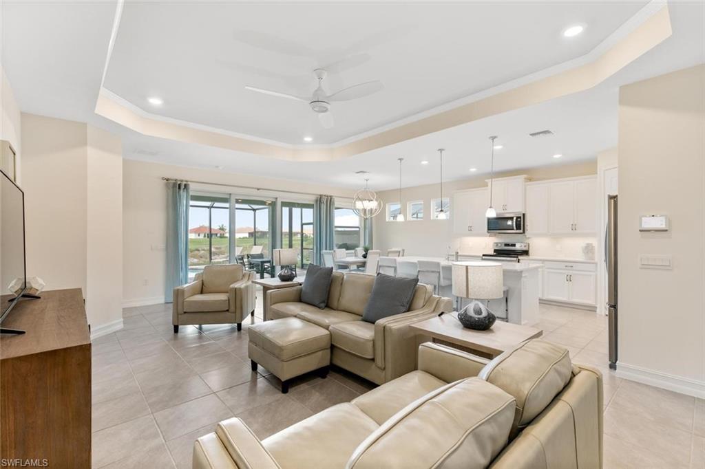 ROYAL PALM GOLF ESTATES - Residential