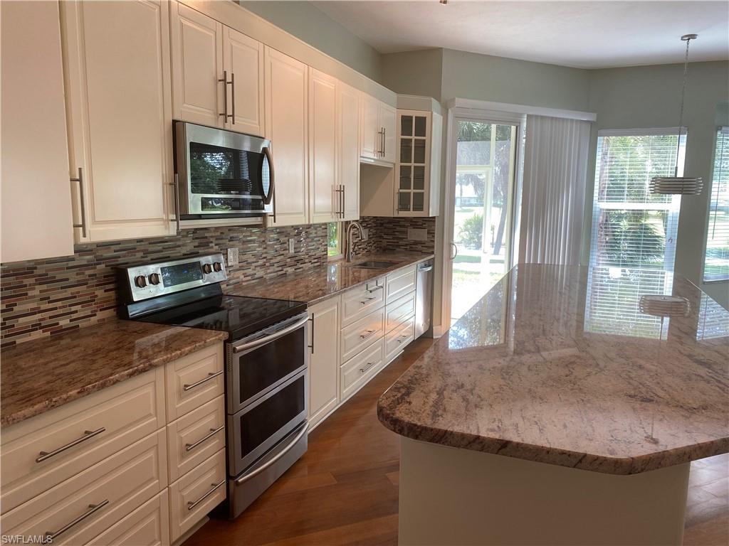 CROSS CREEK ESTATES - Residential