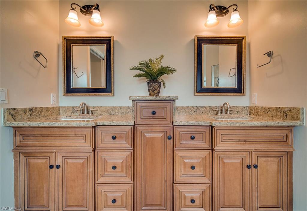 CROSS CREEK ESTATES - Residential