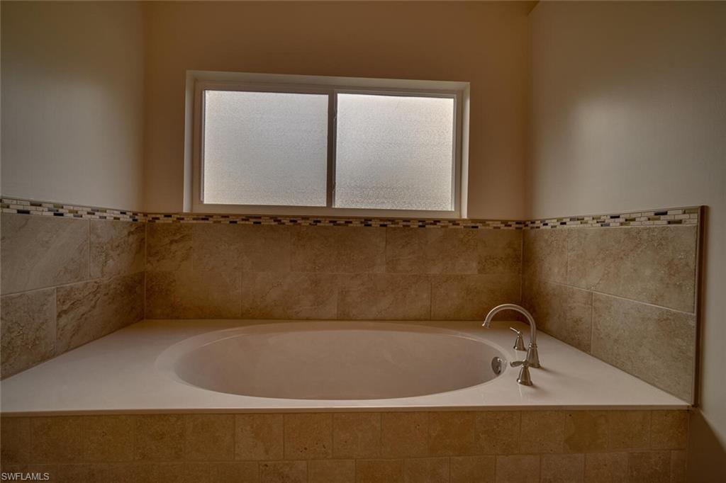 CROSS CREEK ESTATES - Residential