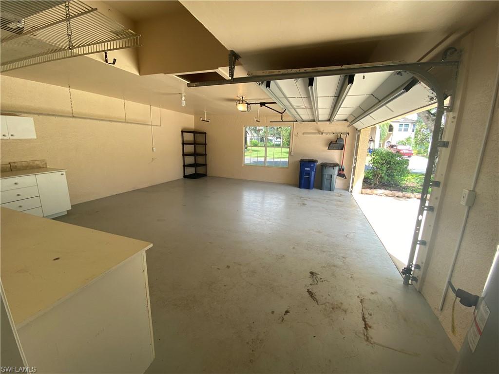 CROSS CREEK ESTATES - Residential