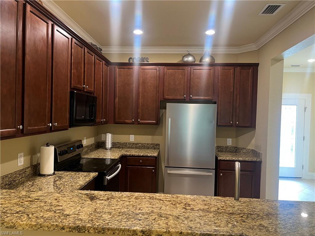 MARBELLA ON CYPRESS - Residential Lease