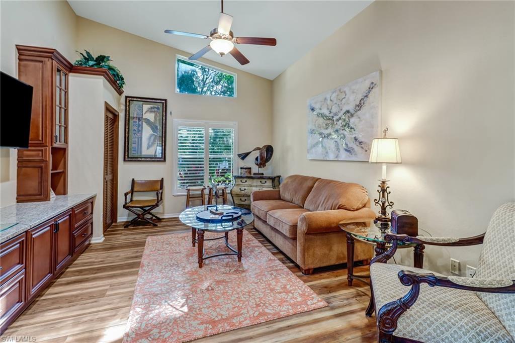 KELLY GREENS - Residential