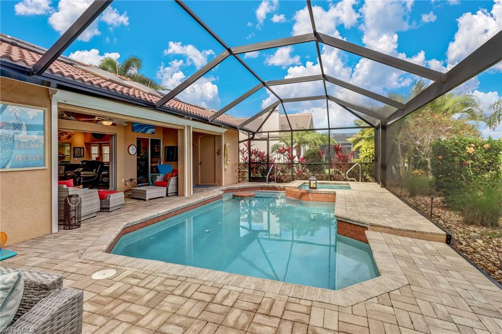 KELLY GREENS - Residential