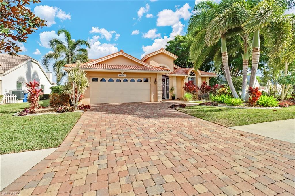 KELLY GREENS - Residential