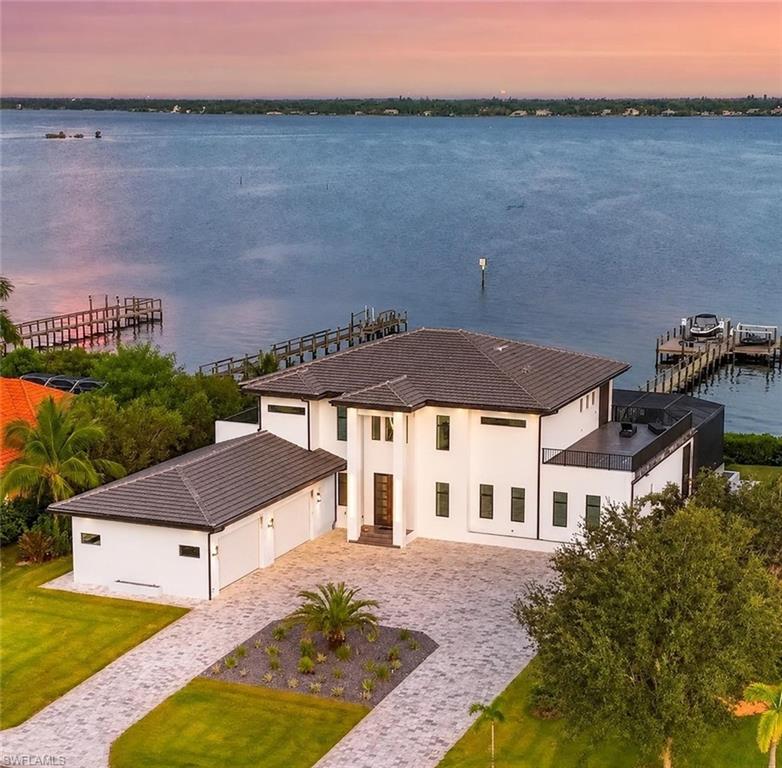 RIVERWATCH - Residential
