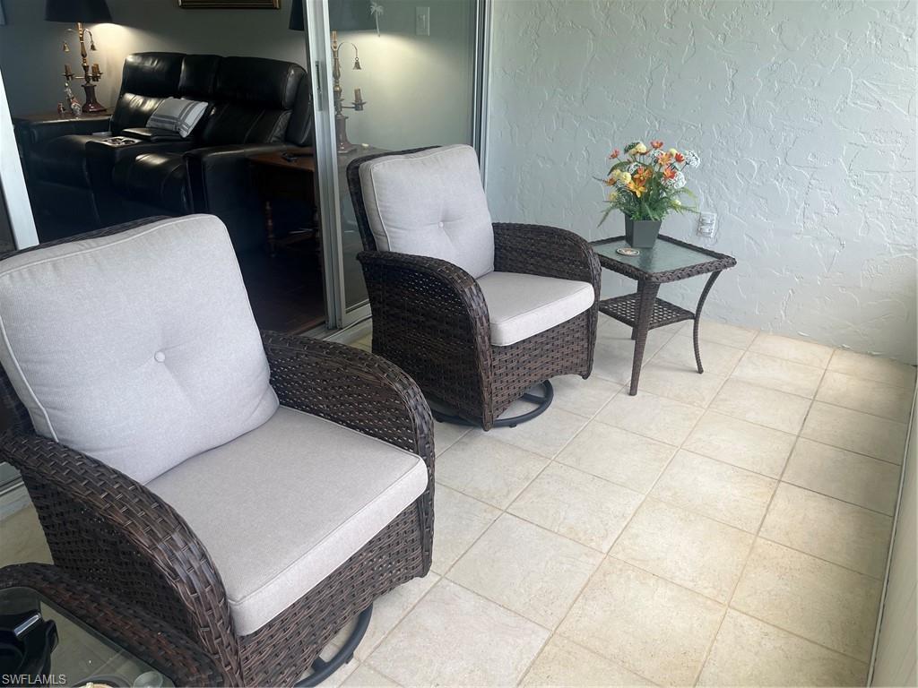 SEVEN LAKES - Residential