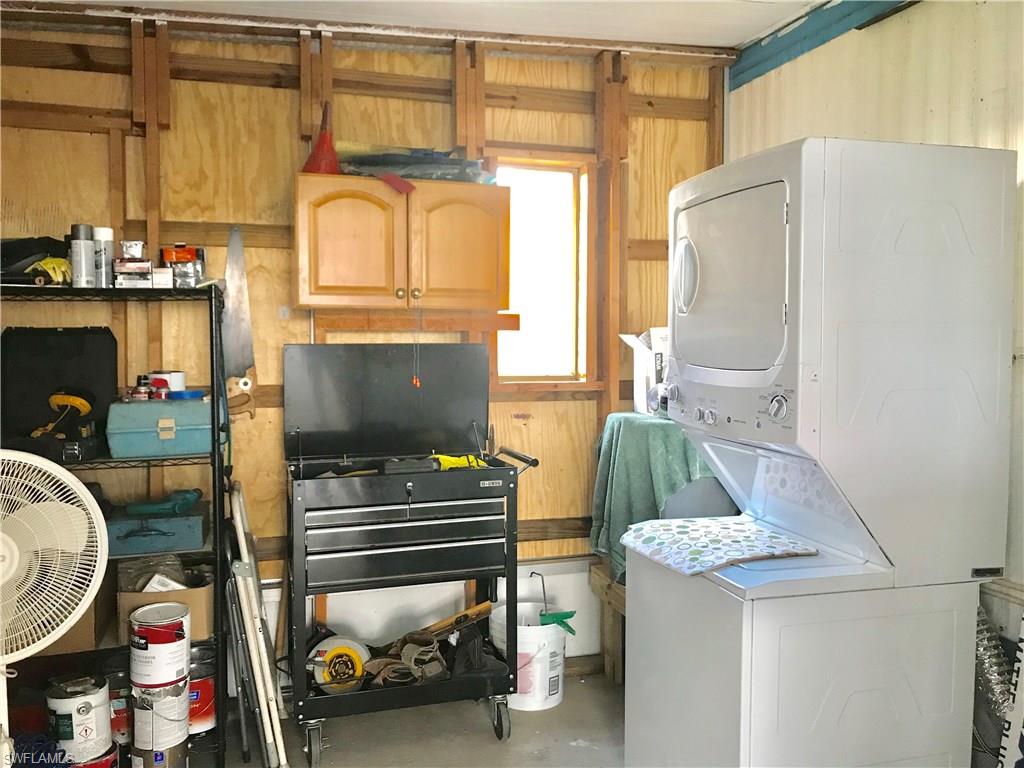LAZY DAYS MOBILE VILLAGE - Residential