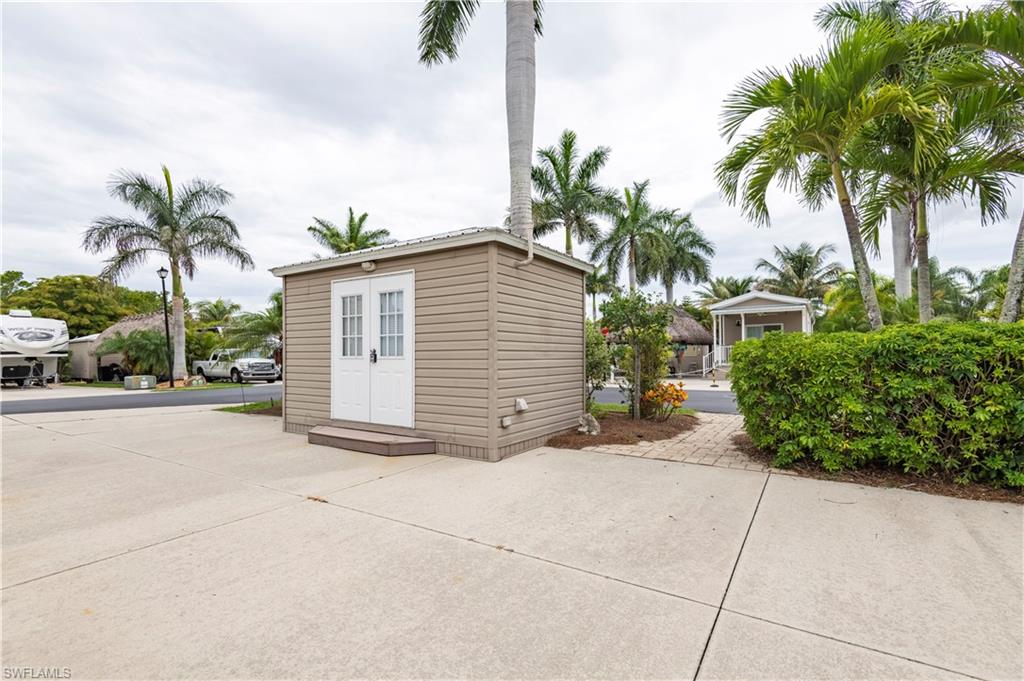 CYPRESS TRAIL RV RESORT - Land