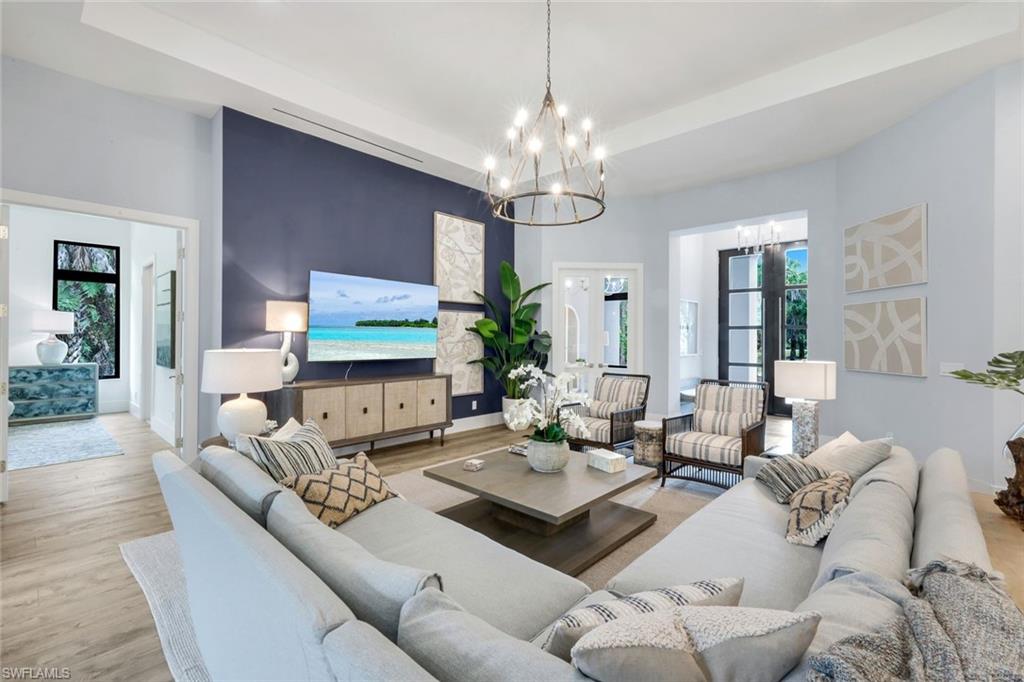 GOLDEN GATE ESTATES - Residential