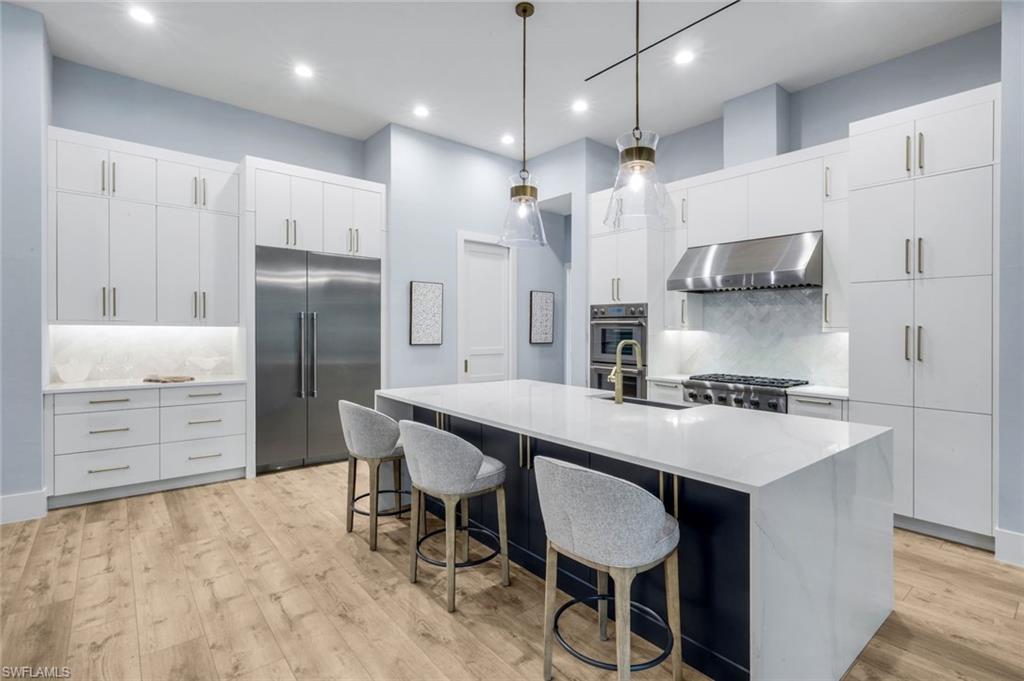 GOLDEN GATE ESTATES - Residential