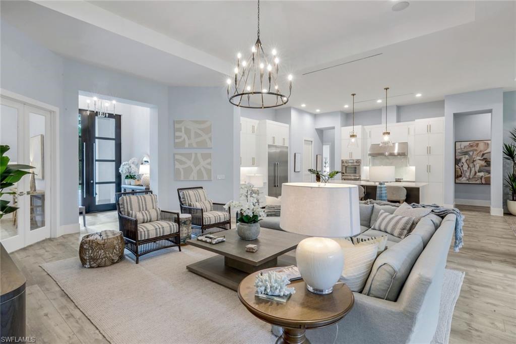GOLDEN GATE ESTATES - Residential