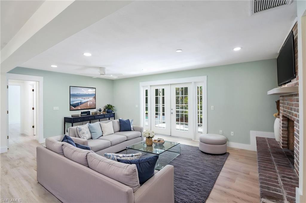 BRIAR RIDGE - Residential