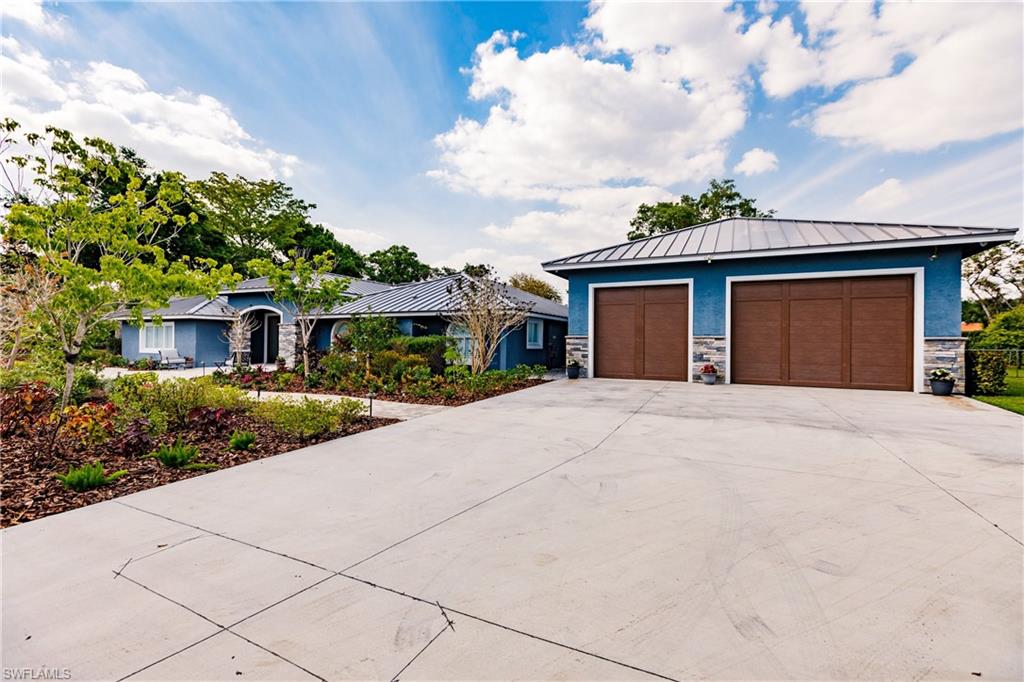 PINE RIDGE - Residential