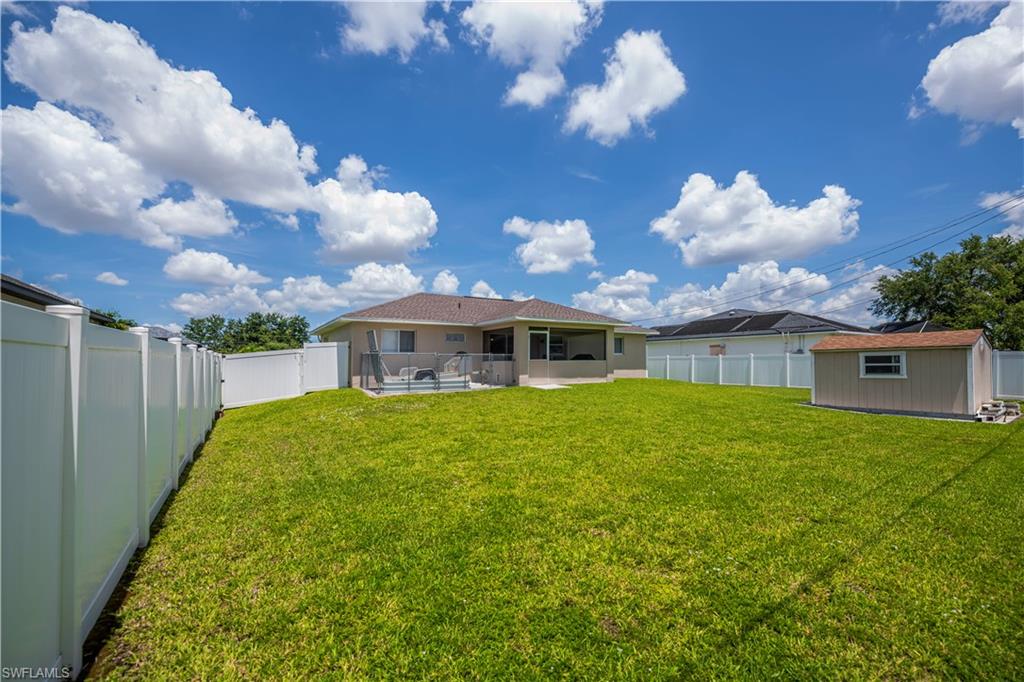 CAPE CORAL - Residential