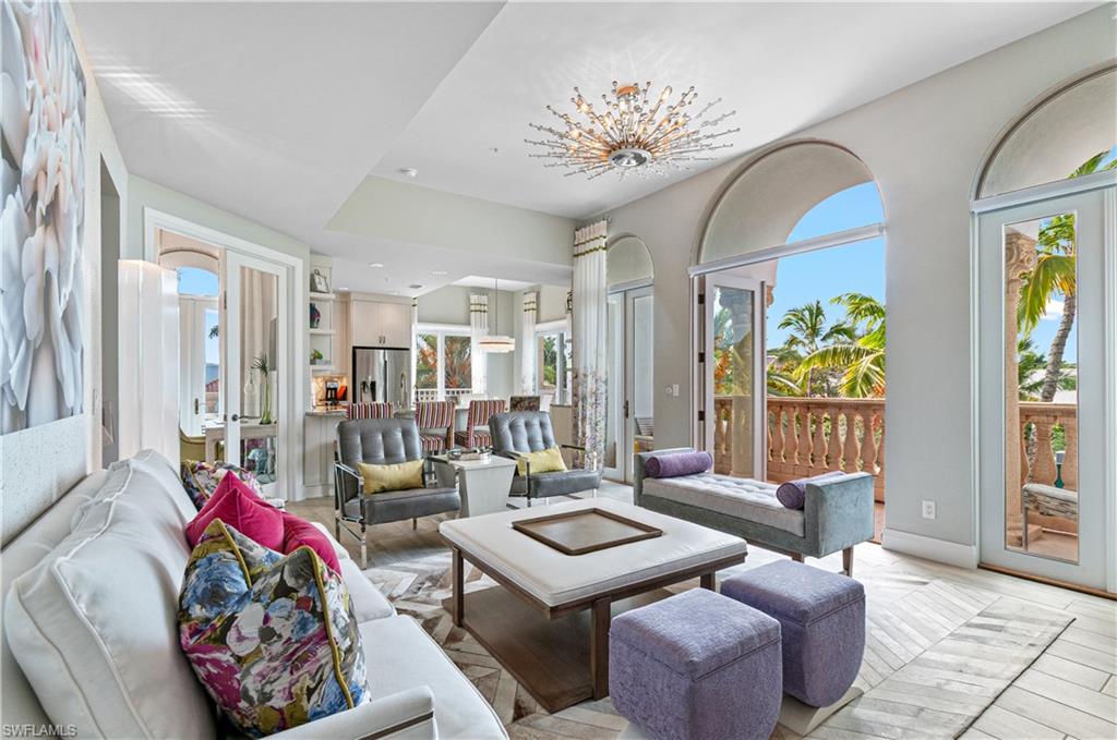 OLDE NAPLES - Residential