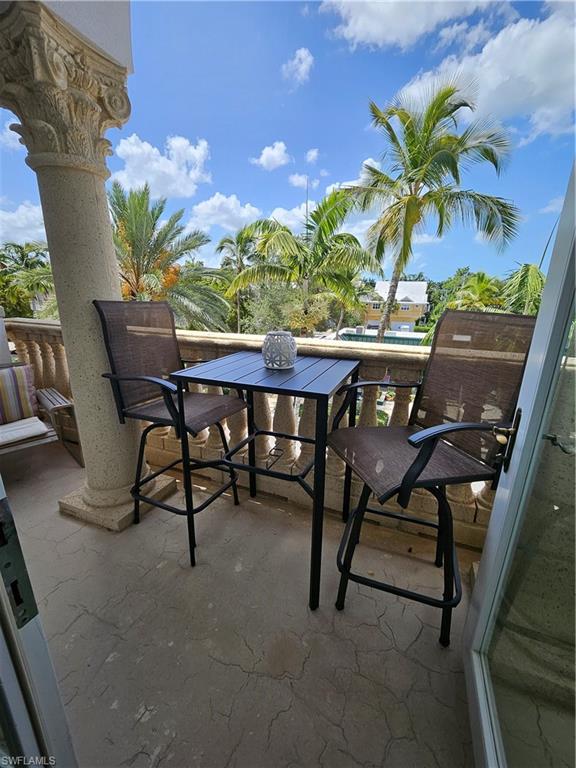 OLDE NAPLES - Residential