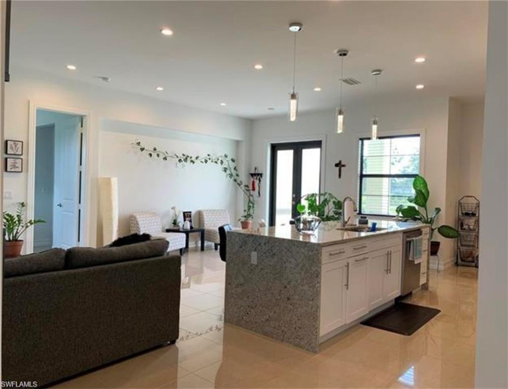 GOLDEN GATE ESTATES - Residential Lease