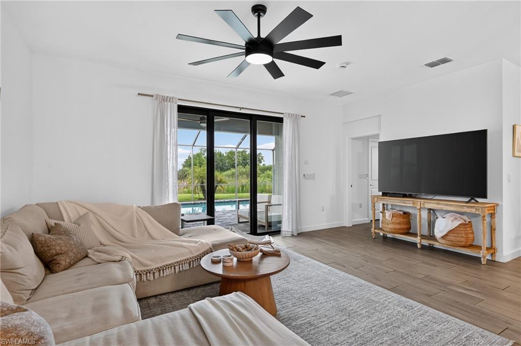 VALENCIA COUNTRY CLUB - Residential