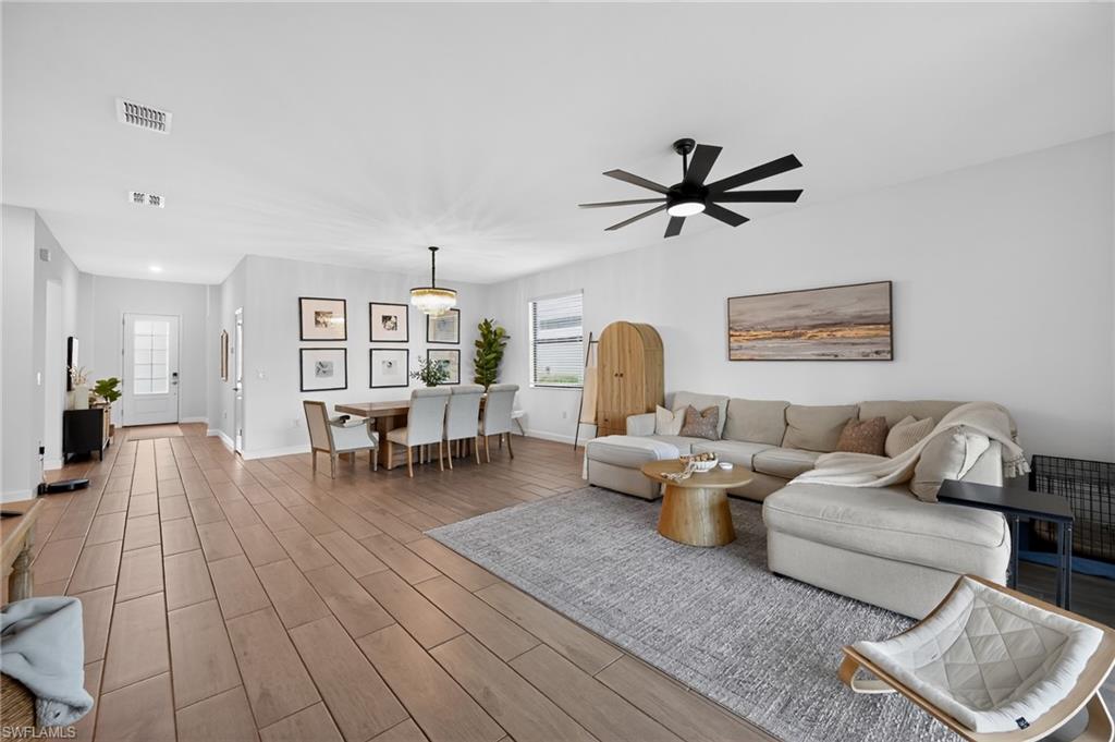 VALENCIA COUNTRY CLUB - Residential
